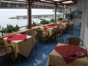 Гостиница Holidays Baia D'Amalfi  Амальфи